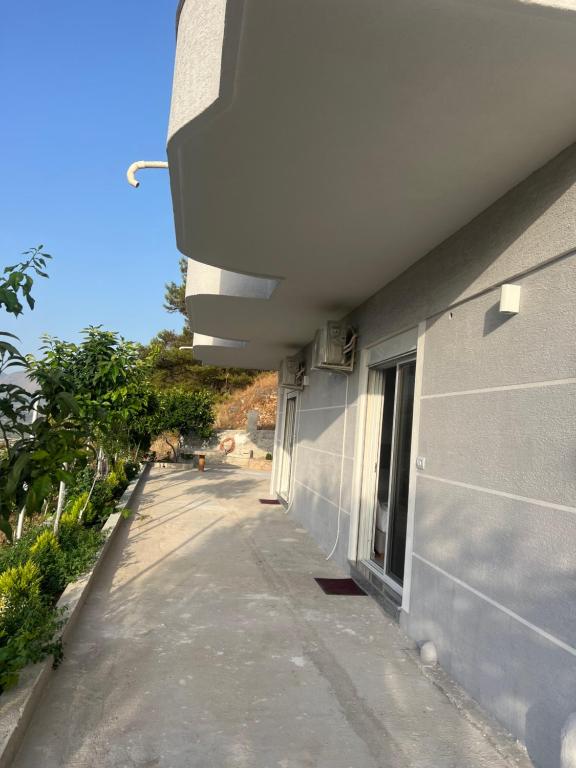 Adi’s Apartments - Imazhi 8