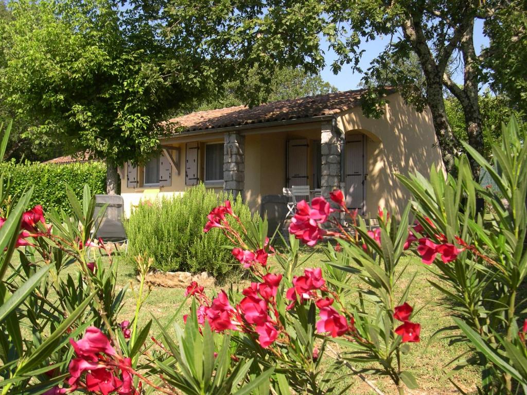 Zahrada ubytování Gîtes Terre d'Avens