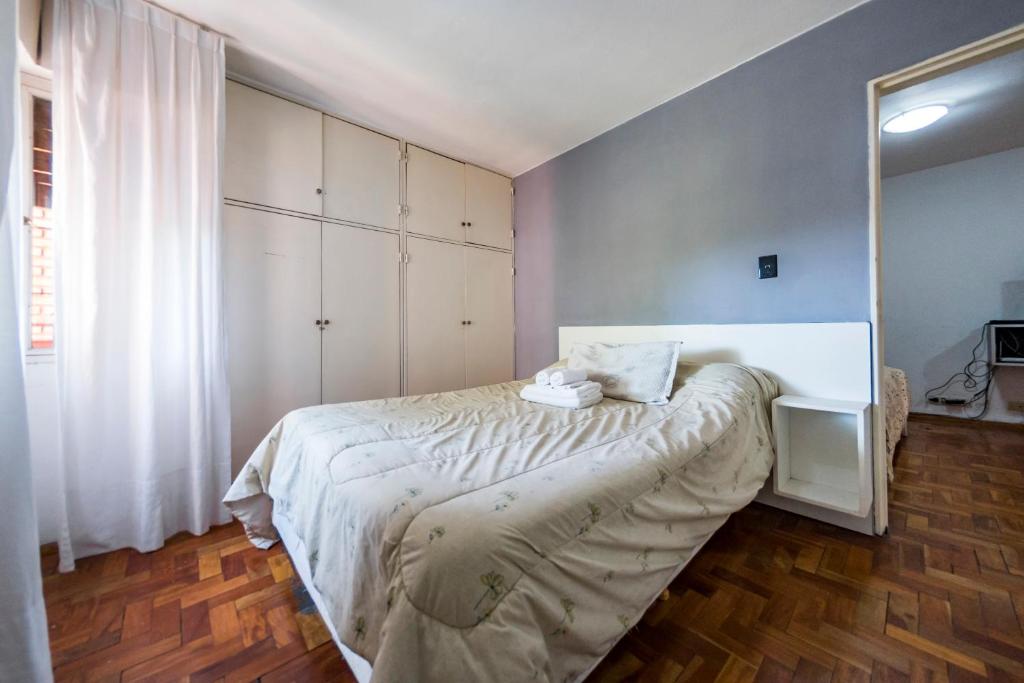 Katil atau katil-katil dalam bilik di Santa Cruz 316 - B Alto Alberdi enfrente al Nuevo Centro Shopping