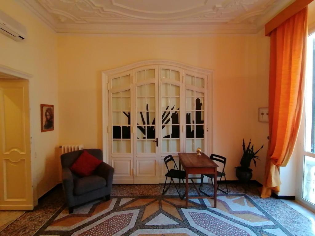 Posedenie v ubytovaní B&B Genova Centro