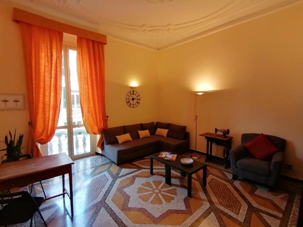 Posedenie v ubytovaní B&B Genova Centro