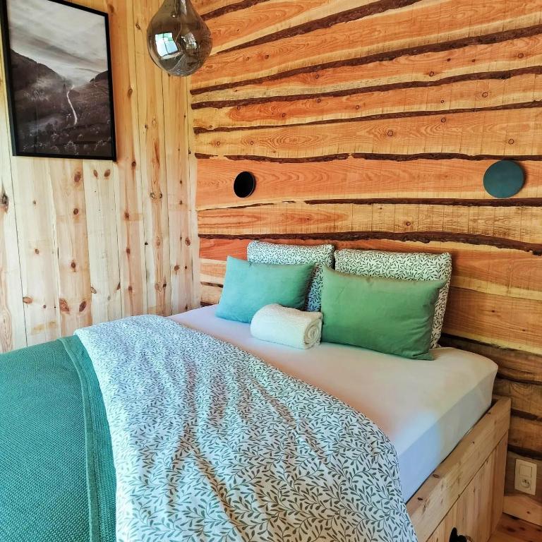 Postel nebo postele na pokoji v ubytování La Cabane d'Ode