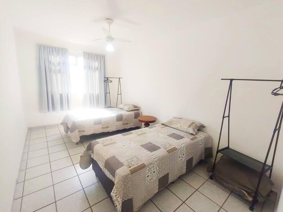 Apartment Amplo AP a poucos min. da Praia, Vila Velha, Brazil