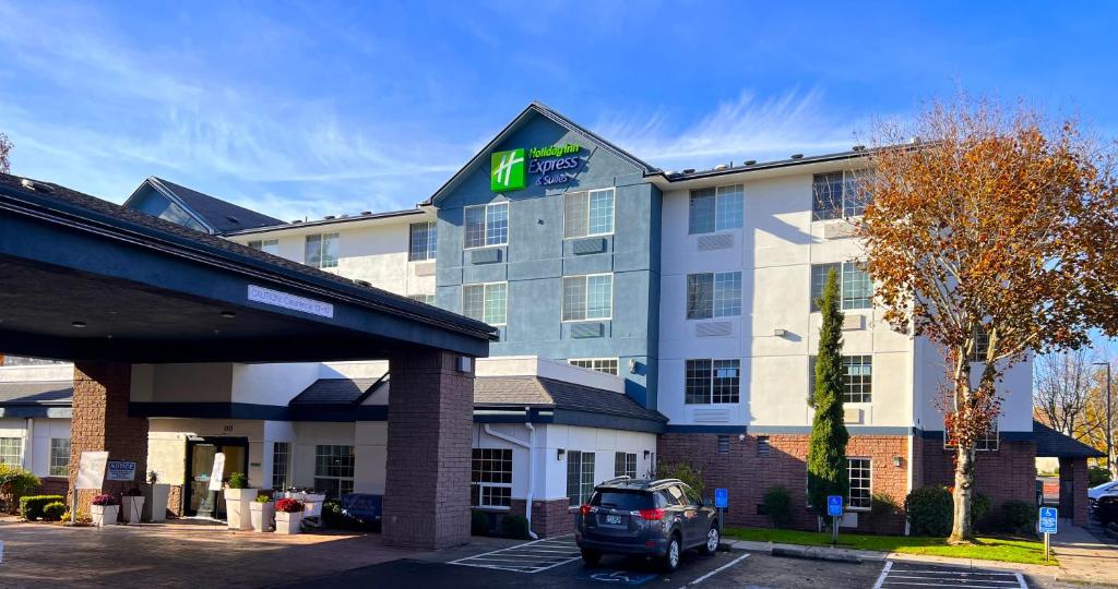 Holiday Inn Express Hotel & Suites Portland - Jantzen Beach by IHG photo