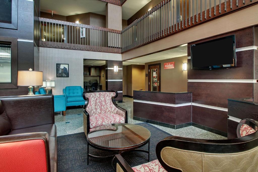 Drury Inn & Suites Houston Galleria photo