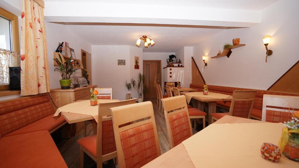 Posedenie v ubytovaní Chalet Lena