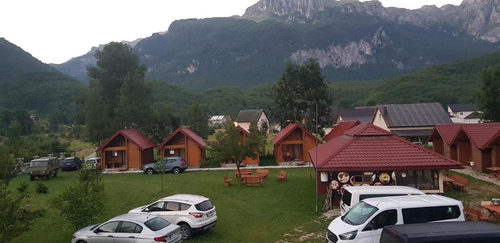 PROKLETIJE eko katun Vusanje - Chalet