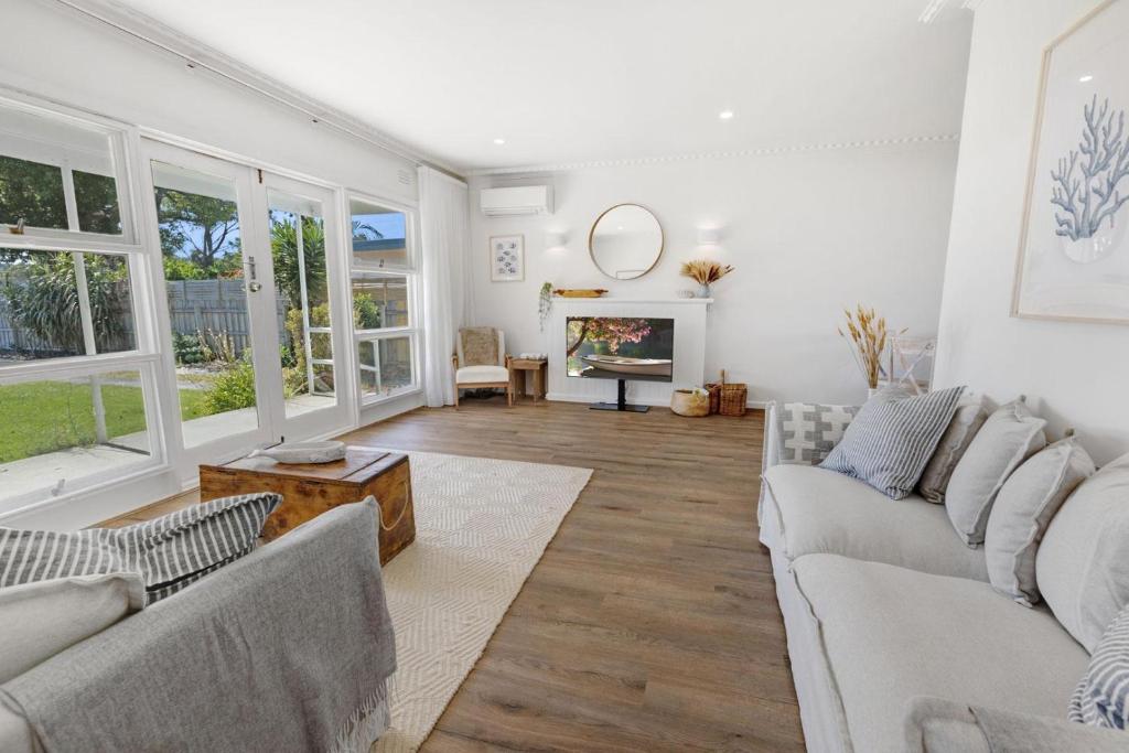 Lakes Entrance Beach House - Housity