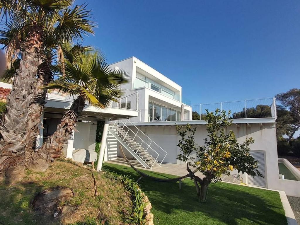 Villa Californienne avec Piscine Privée et Climatisation - FR-1-768-37 photo photo 6