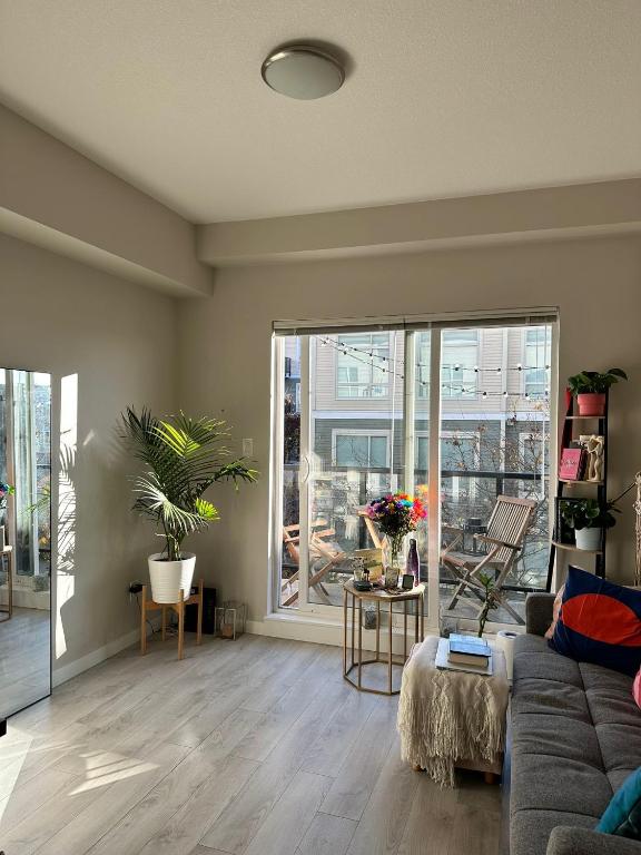 Condo west end