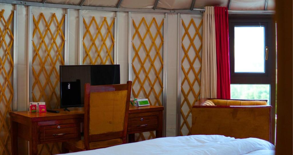 TV a/nebo společenská místnost v ubytování Apex Hotels and Resorts Hussaini