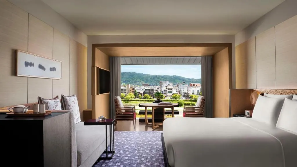 Grand Deluxe King Kamogawa River View