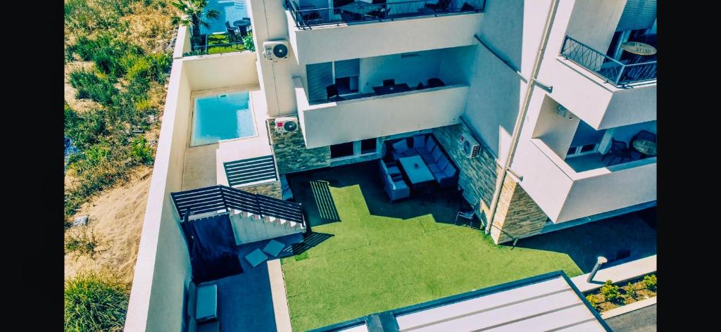 Balkón nebo terasa v ubytování Vip Deluxe Apartment Arian