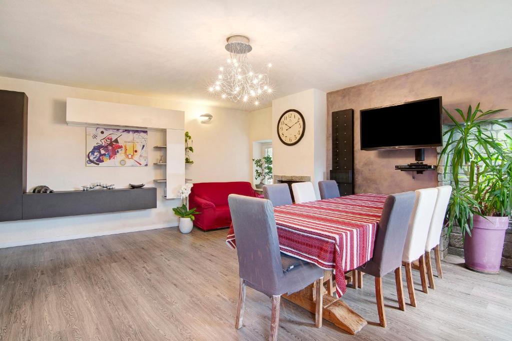 Belcantone, Grandola ed Uniti (aktualisierte Preise für 2024)