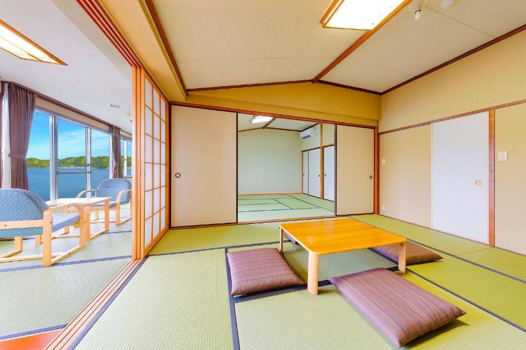 Fotografie z fotogalerie ubytování Ooedo Onsen Monogatari Nanki Kushimoto v destinaci Kušimoto