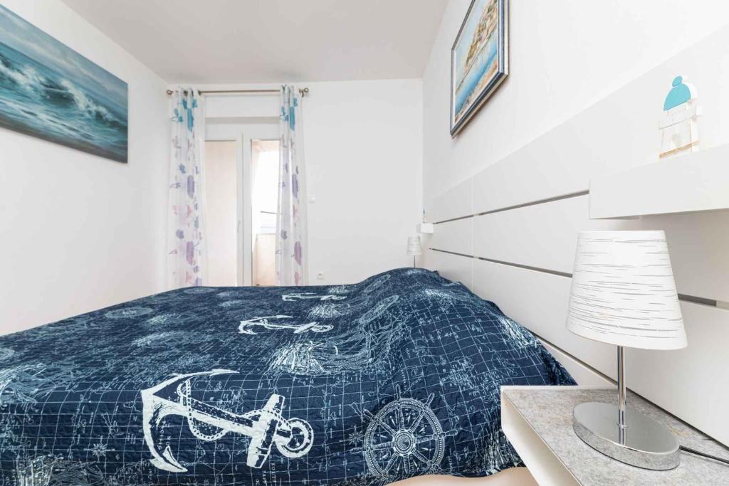 Fotografia z galérie ubytovania Apartment in Vrbnik/Insel Krk 35987 vo Vrbniku
