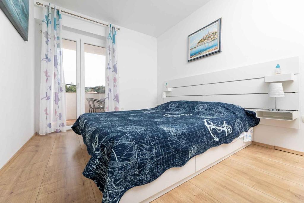 Fotografia z galérie ubytovania Apartment in Vrbnik/Insel Krk 35987 vo Vrbniku