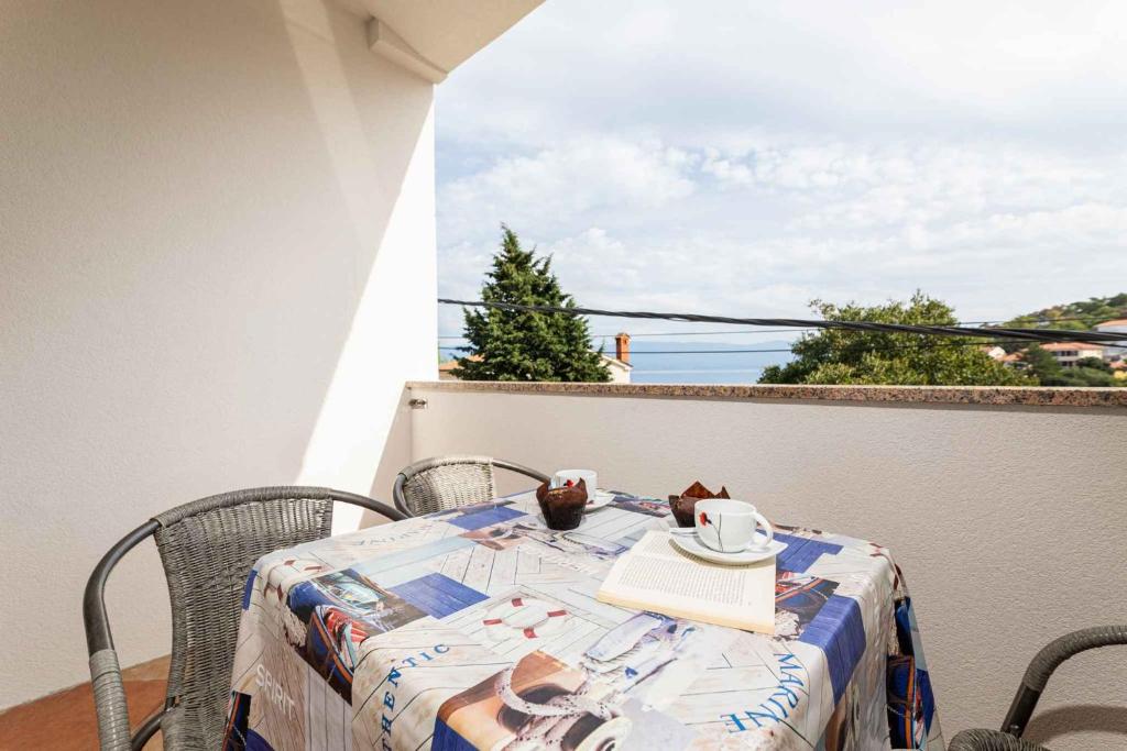 Fotografia z galérie ubytovania Apartment in Vrbnik/Insel Krk 35987 vo Vrbniku