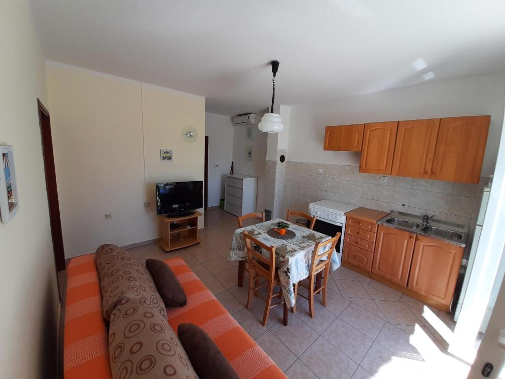 Kuchyň nebo kuchyňský kout v ubytování Apartments Pavelic