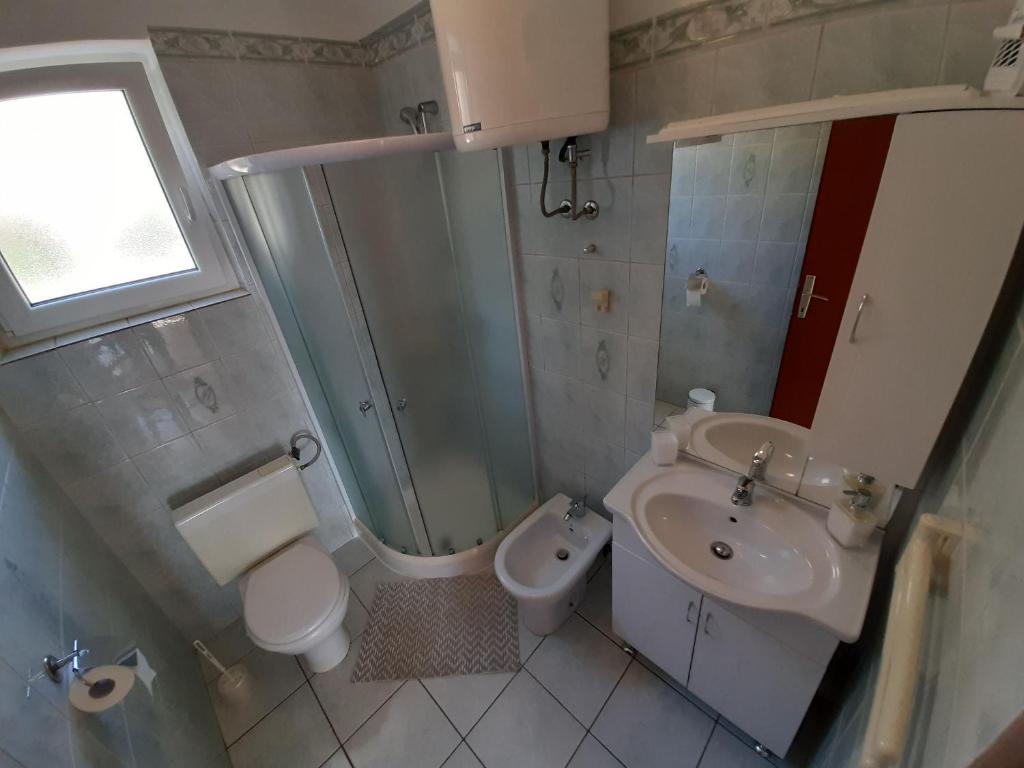 Koupelna v ubytování Apartments Pavelic