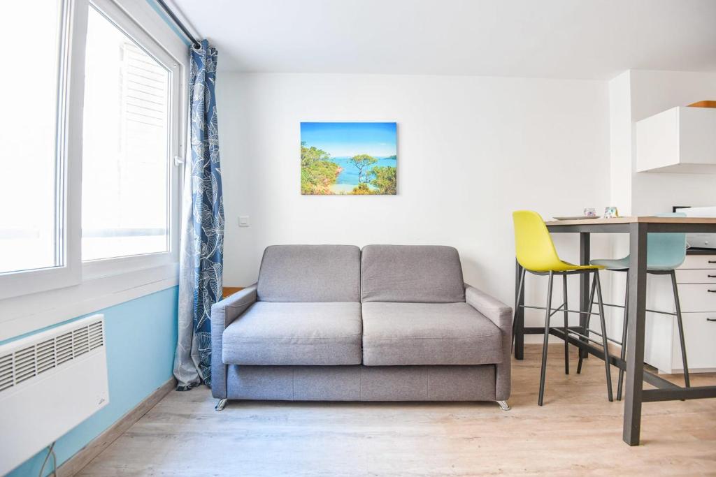 Fotografia z galérie ubytovania Studio sur le Vieux-Port idéal pour 2 personnes v destinácii Marseille