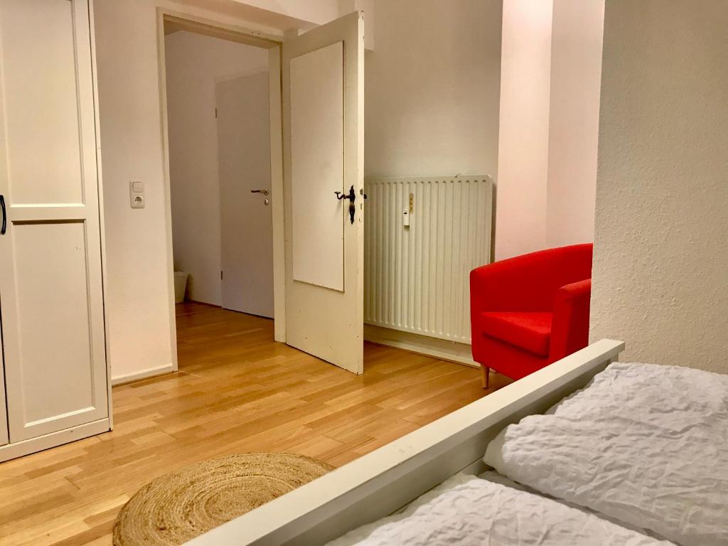 Postel nebo postele na pokoji v ubytování Relax Aachener Boardinghouse Budget