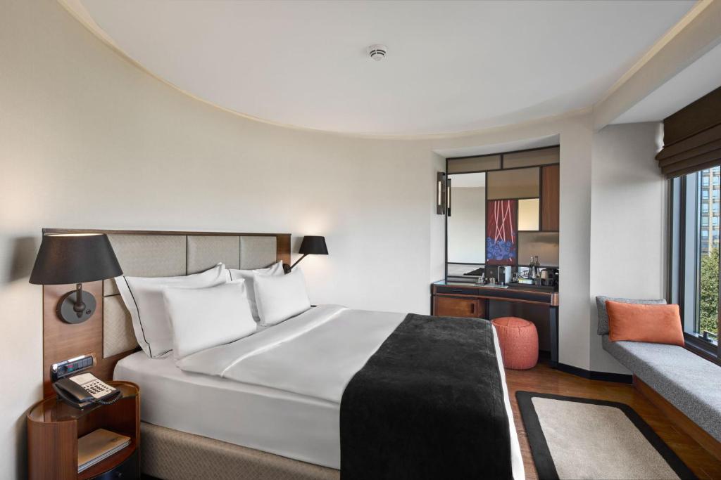 Gezi Hotel Bosphorus, Istanbul, a Member of Design Hotels - Deluxe Corner Double Room With Sea View