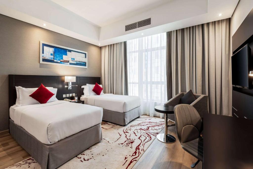 Ramada by Wyndham Dubai Barsha Heights - Resim 36