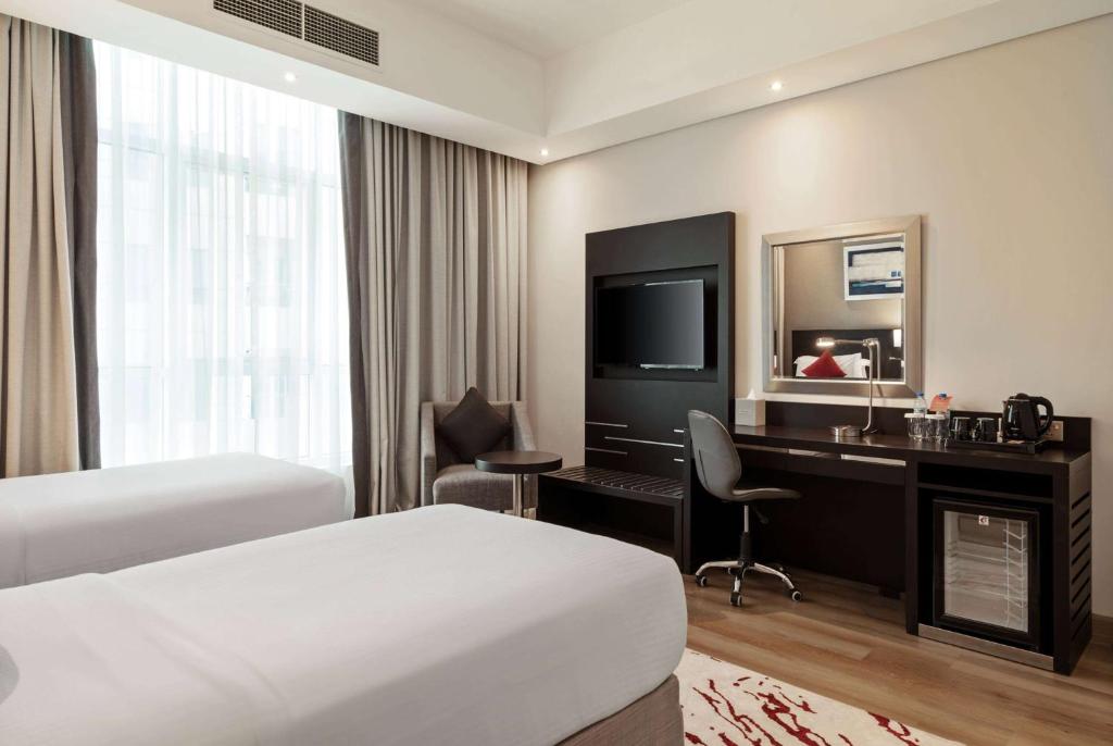 Ramada by Wyndham Dubai Barsha Heights - Resim 44