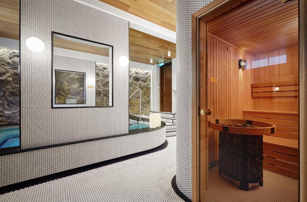 Reykjavik Konsulat Hotel, Curio Collection By Hilton - Resim 13