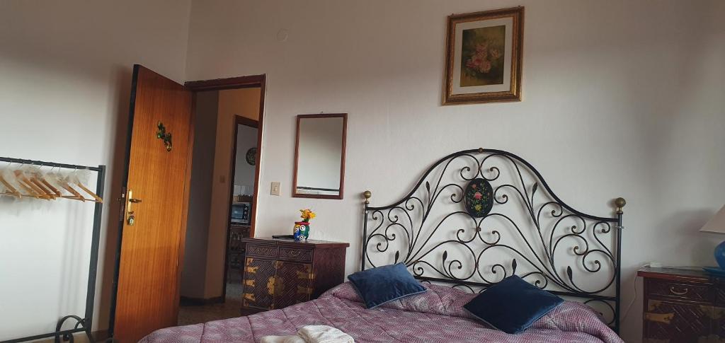 Il Centrale Guest House - King Room With Mountain View