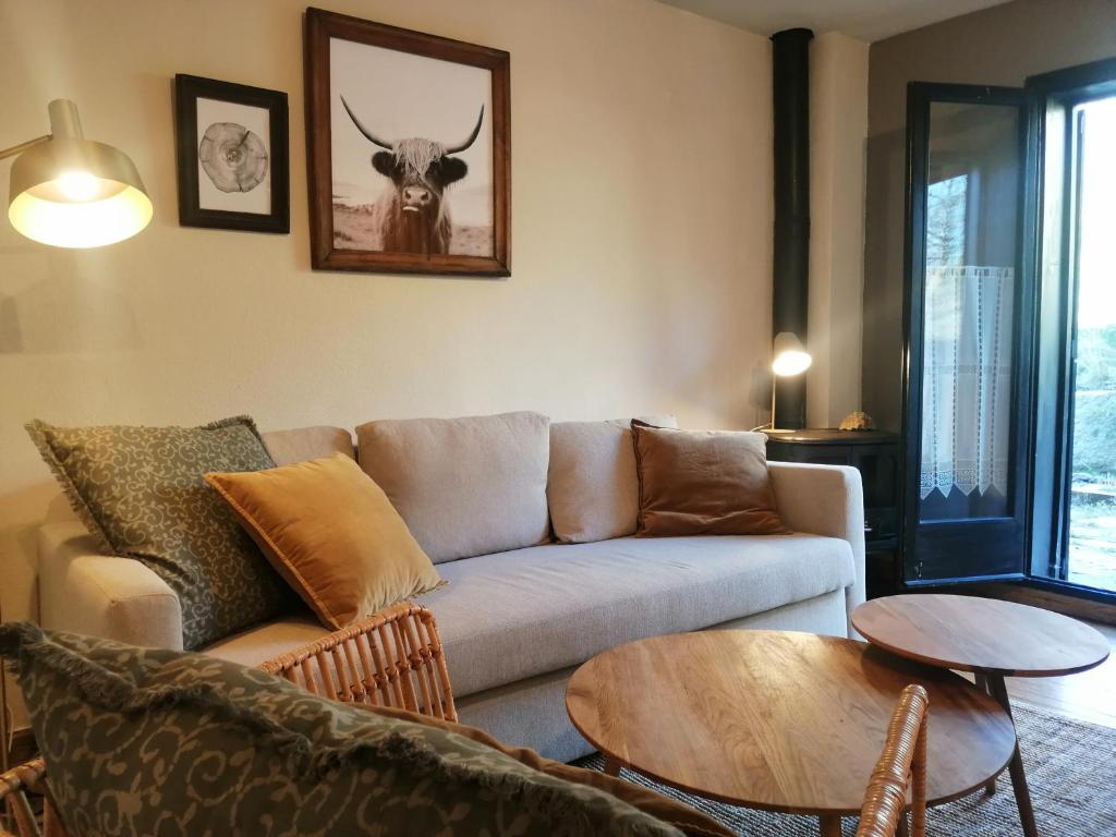 Posedenie v ubytovaní Acogedor estudio con terraza Besiberri 4