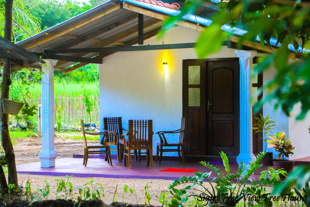 Zahrada ubytování Sigiriya Free View Tree House & Villa