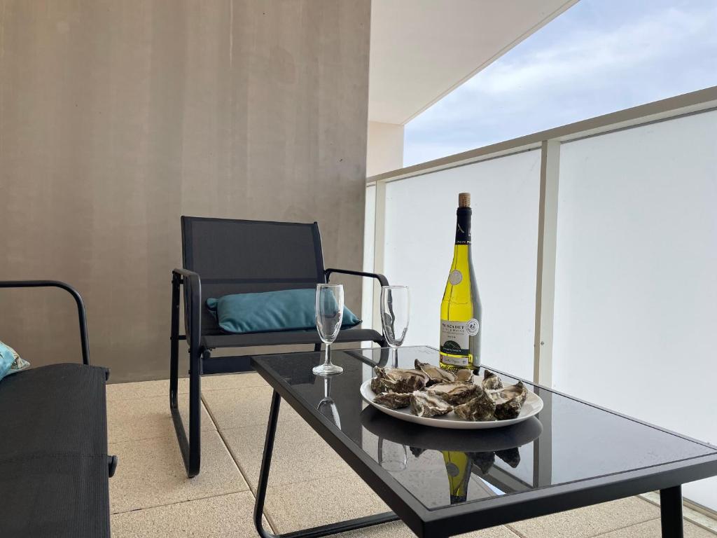 Fotografia z galérie ubytovania Appartement neuf face mer avec balcon - Saint Brevin les Pins, à 50m de la plage et centre-ville - FR-1-364-140 v destinácii Saint-Brévin-les-Pins