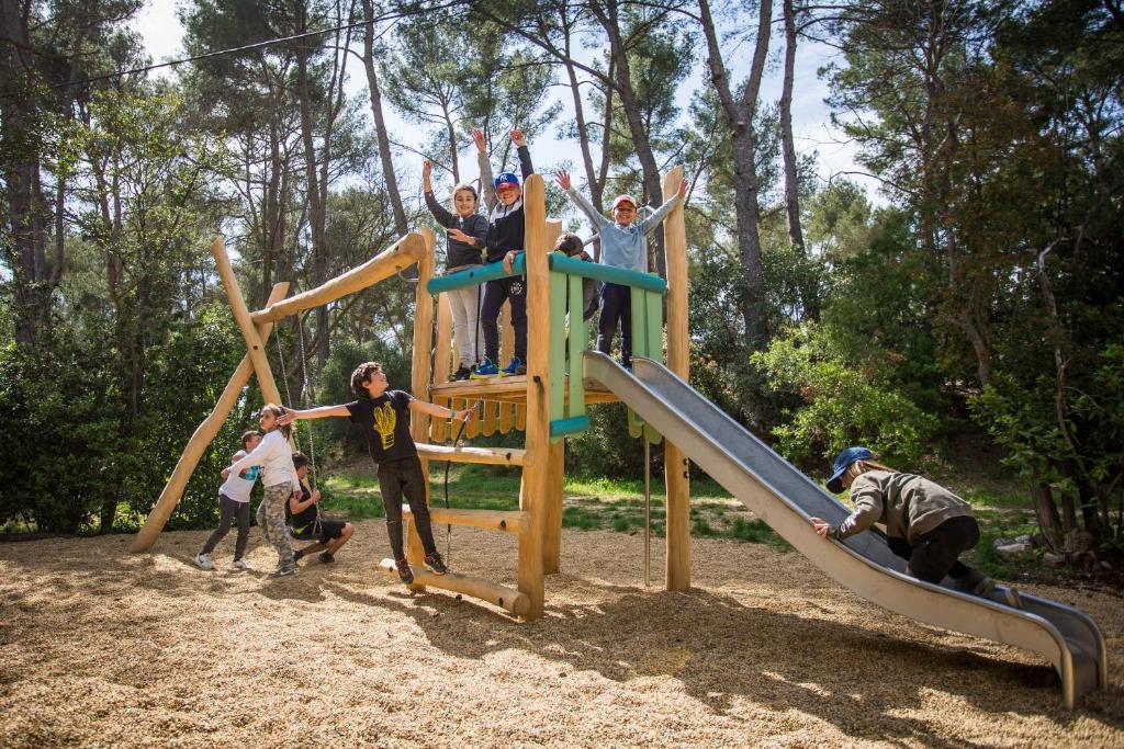 Herní místnost nebo prostor pro děti v ubytování Youcamp Village - Marseille Provence