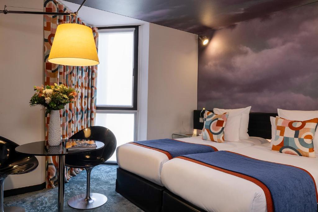 Le 7 Eiffel Hotel by Malone - Resim 7