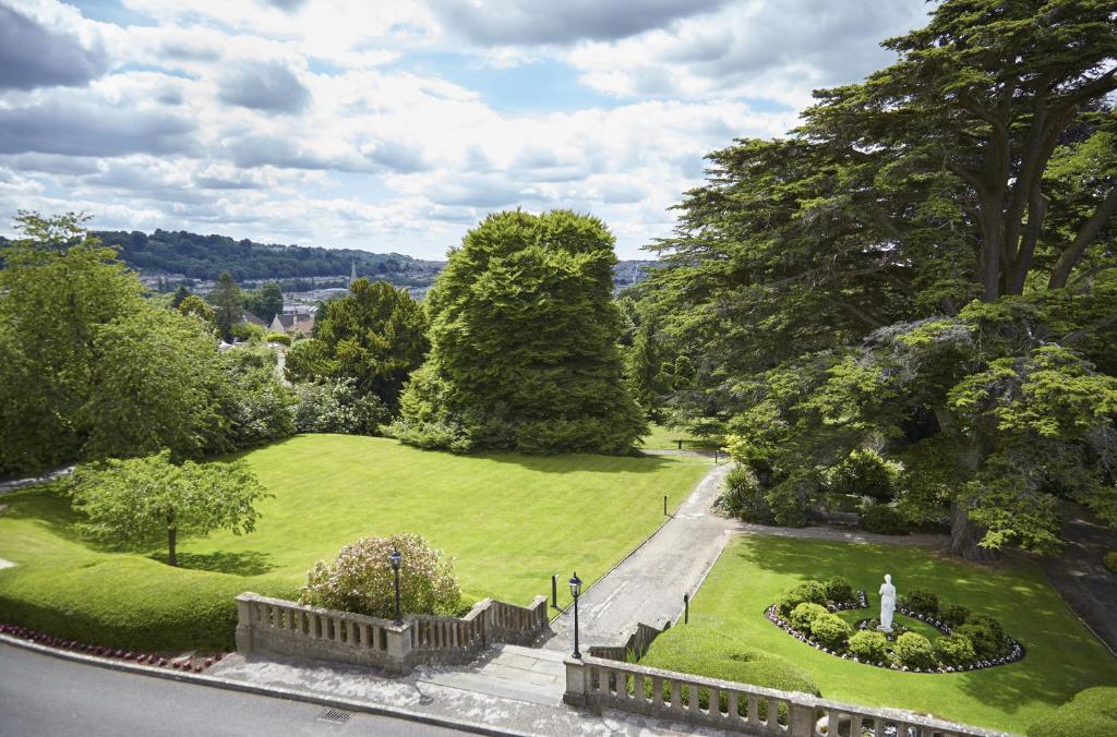 Macdonald Bath Spa Hotel - Deluxe Twin Room With Garden View