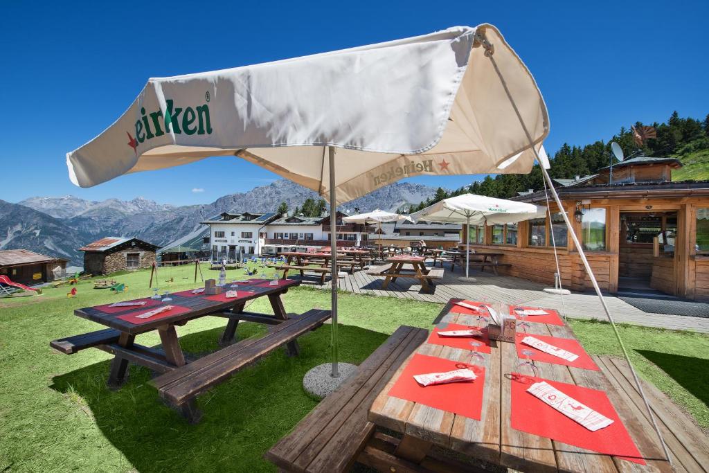 Widok na góry z tego hotelu
