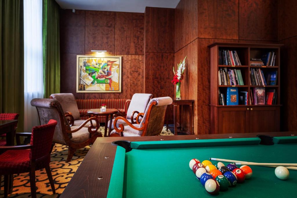 Biliár nebo kulečník v ubytování Sofitel Grand Sopot