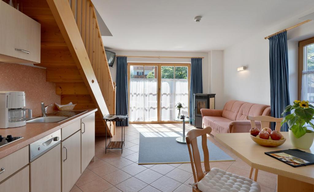 Kuchyň nebo kuchyňský kout v ubytování Hotel Theresia Garni