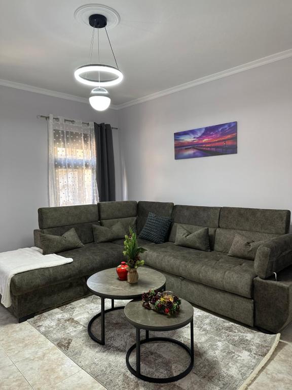 Cozy and spacios apartment in Ish Blloku - Imazhi 9