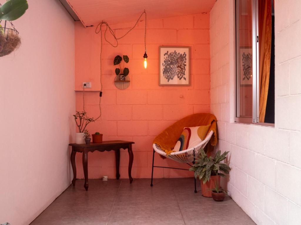 Posezení v ubytování Lolas Hostal (Hab. privada) baño compartido