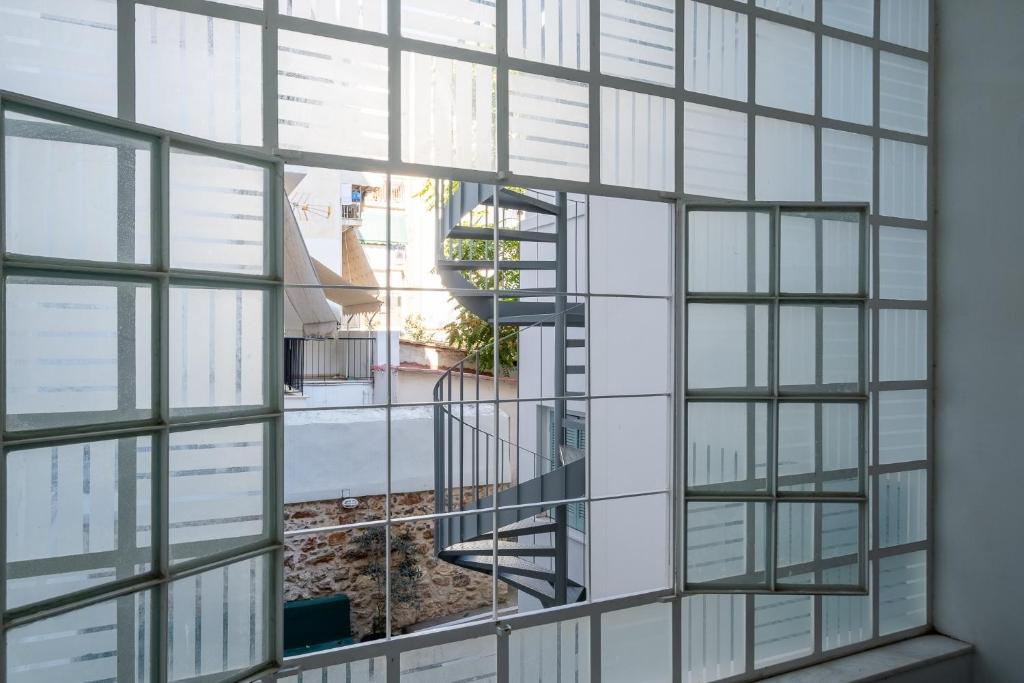 Central5 Boutique Apartments with Common Garden Next to Metro - 14