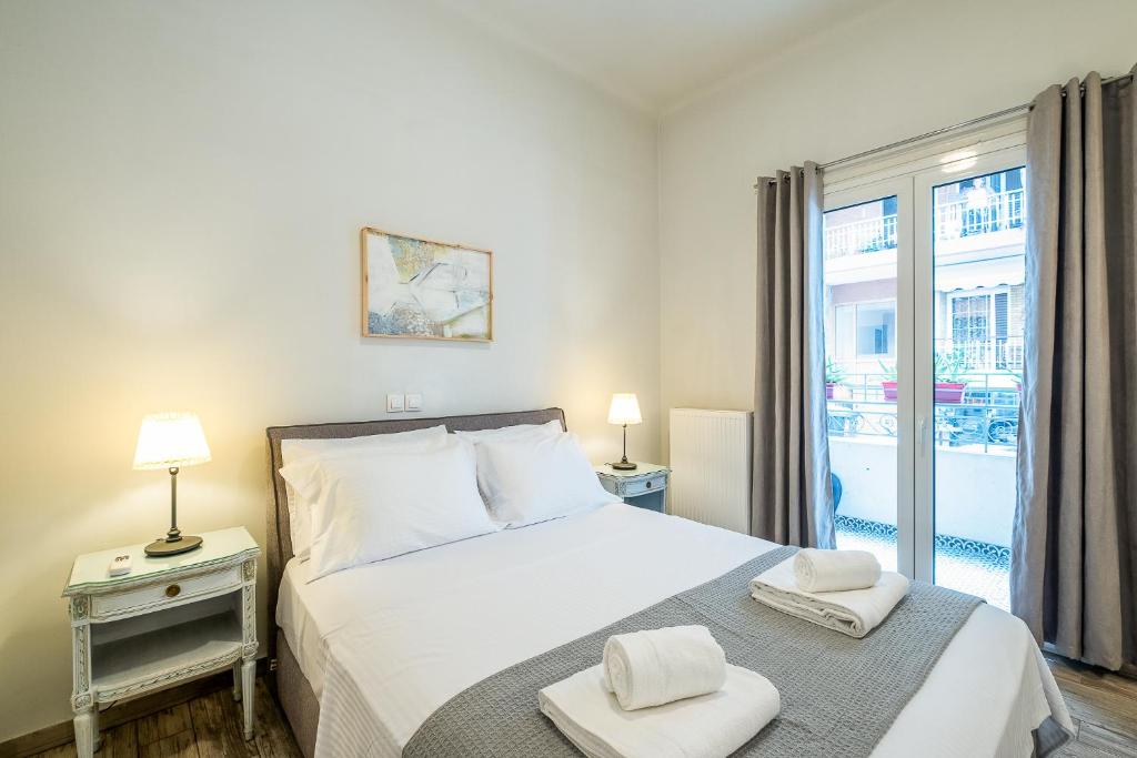 Central5 Boutique Apartments with Common Garden Next to Metro - 4