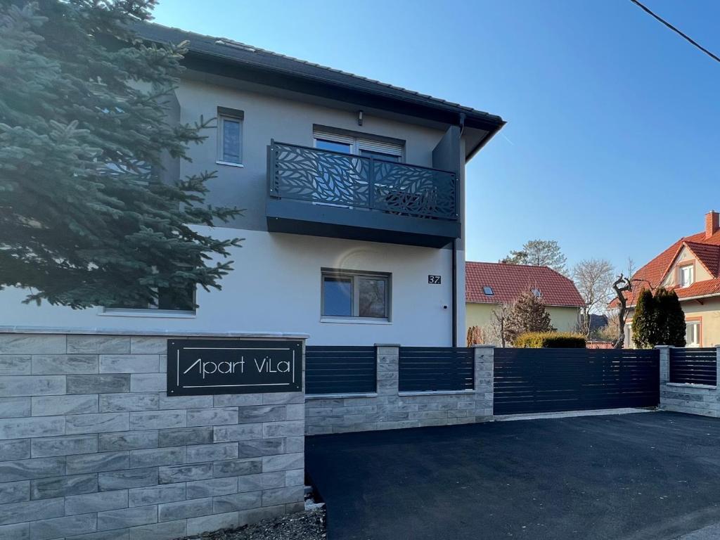 Apart ViLa 8315 Gyenesdiás, 37 Vörösmarty utca kép - 1