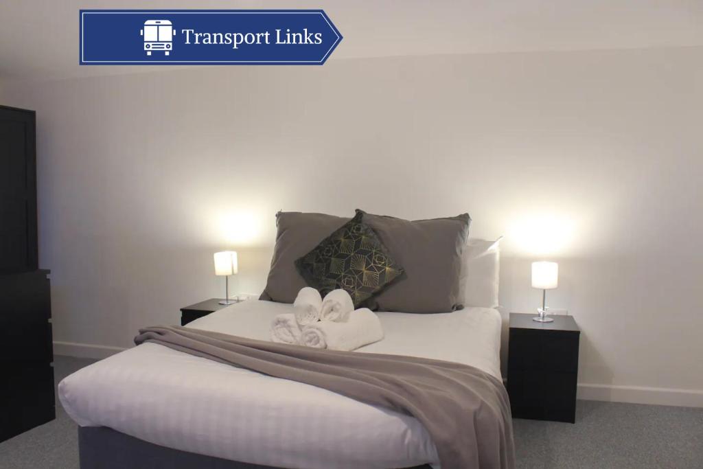 Posteľ alebo postele v izbe v ubytovaní Comfy Studio with Transport Links to MCR