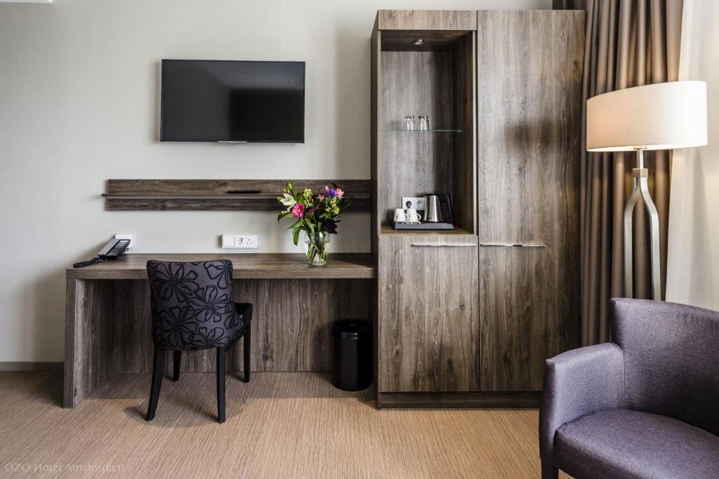 Een TV en/of entertainmentcenter bij OZO Hotels Arena Amsterdam
