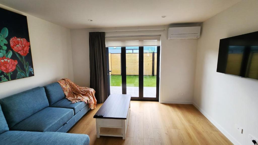 Posezení v ubytování U Suites on Trieste Way