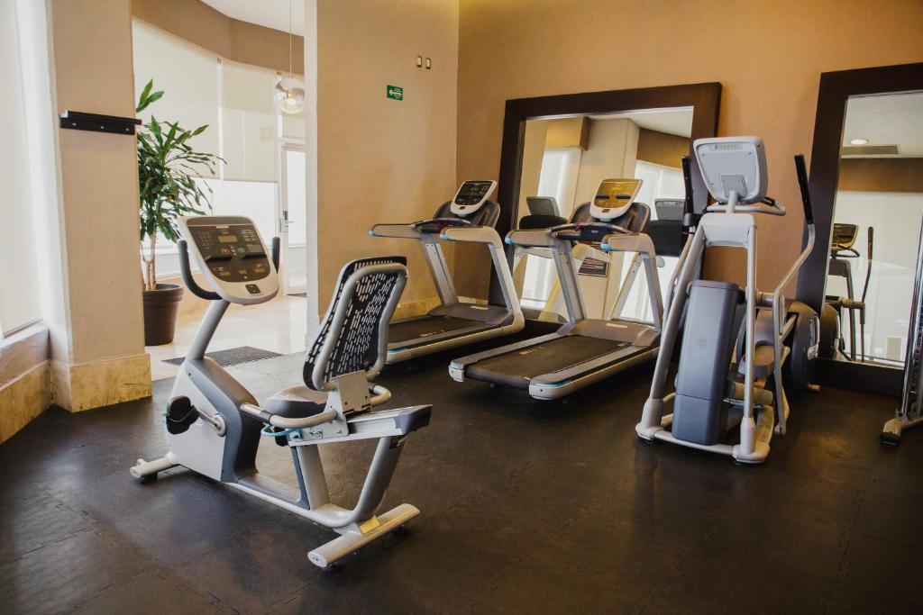 Fitness centrum a/nebo fitness zařízení v ubytování Hilton Garden Inn Veracruz Boca del Rio
