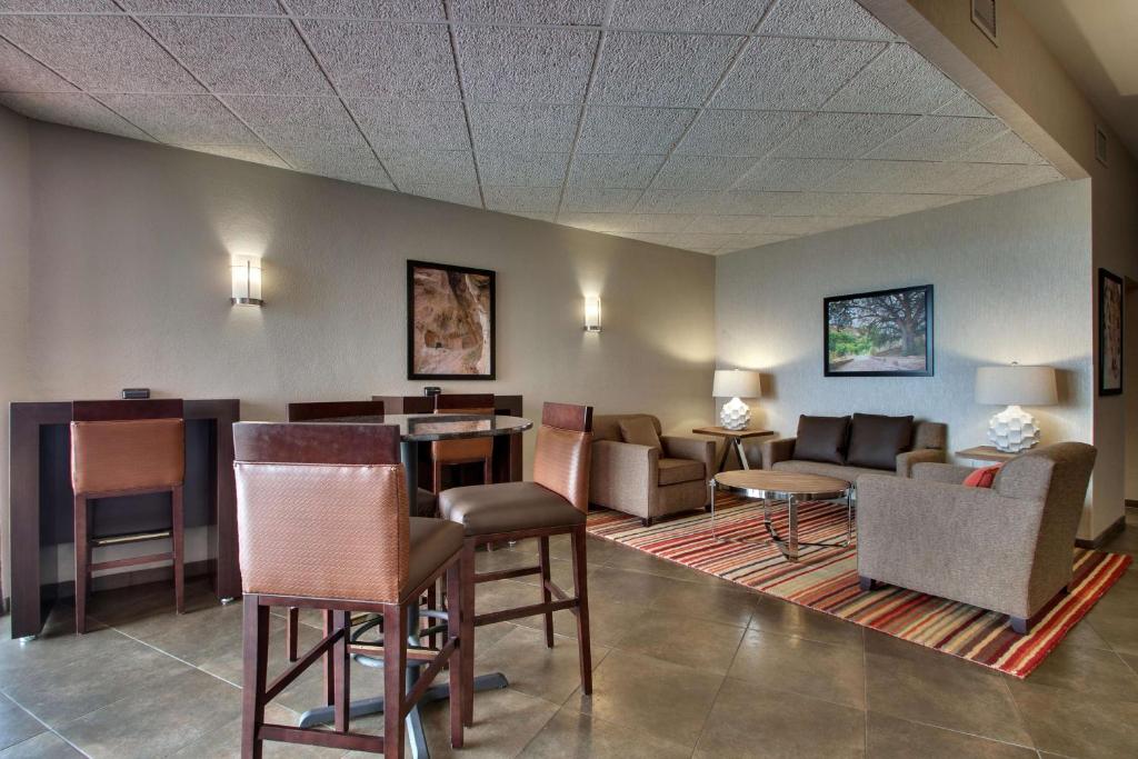 Drury Inn & Suites Albuquerque North photo